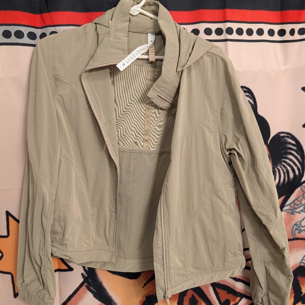 lululemon athletica Wind And Rain Jacket